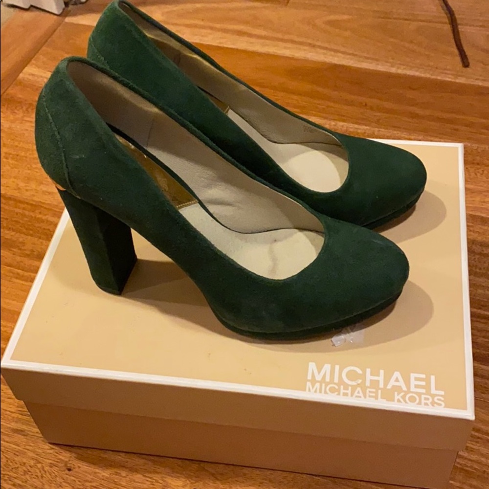 Michael Korea Haven pumps